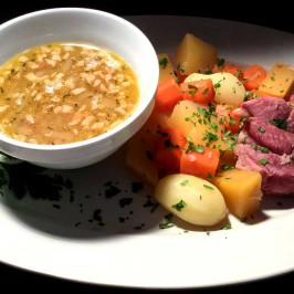 Saltkjöt og baunir: Islandsk festgryte med salt lammekjøtt