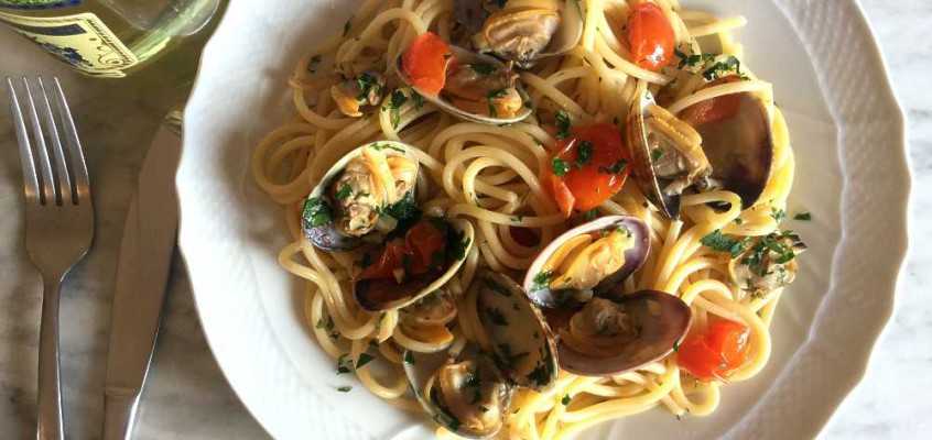 Spaghetti alle vongole: Pastaklassikeren med ekte muslinger