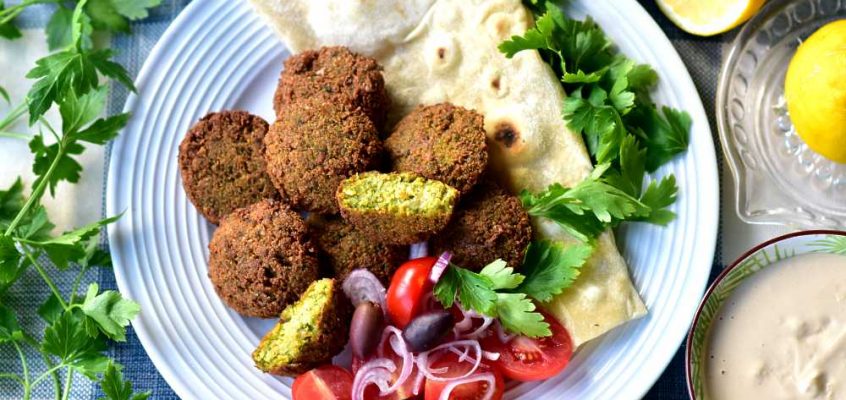 Falafel: Hjemmelagde vegetarboller fra Midtøsten